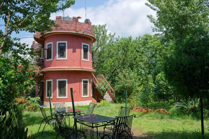 Castle Hotel Покхара Экстерьер фото